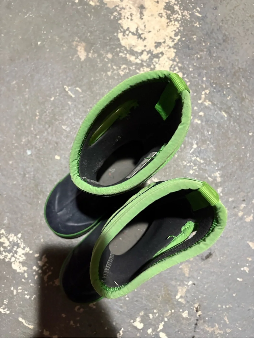Bogs Kids Classic Matte Waterproof Insulated Winter Boots Size 12